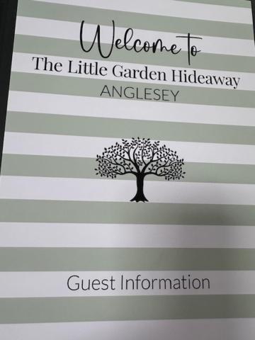 Bed and Breakfast The Little Garden Hideaway With Stunning Sea Views And Garden Holyhead Exterior foto